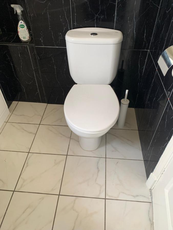 Large, Spacious 3 Bedroom Sleeps 6, Apartment For Contractors And Holidays In Lewisham, Greater London - 1 Free Parking Space & Free Wifi Εξωτερικό φωτογραφία